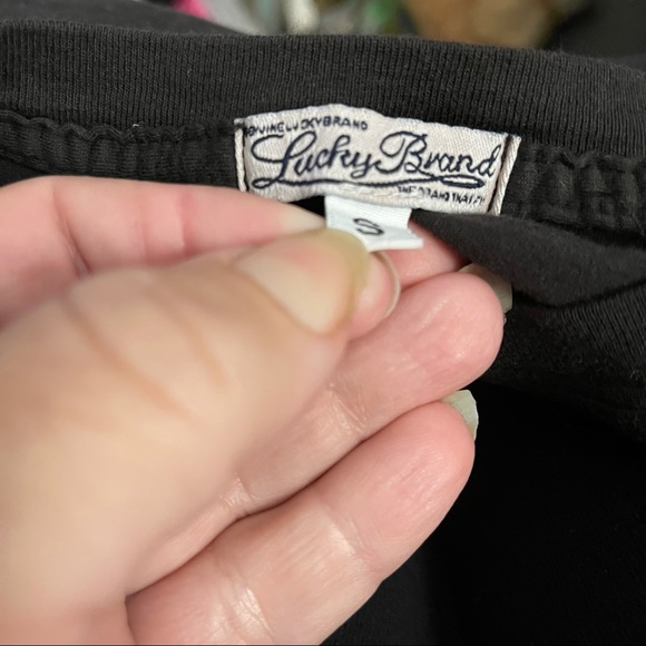 🌻 Lucky Brand t-shirt - Picture 5 of 5